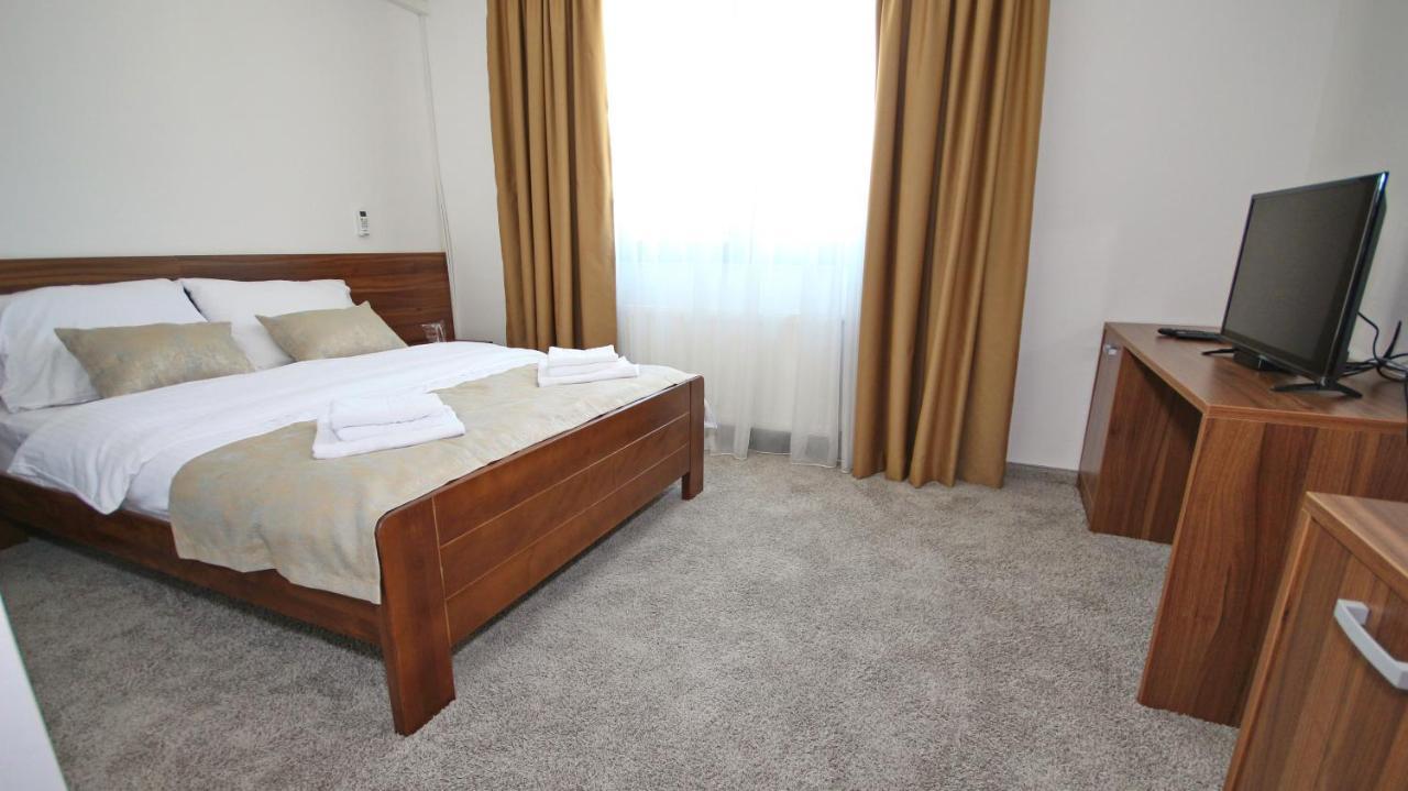 Hotel Novalic Кониц Экстерьер фото