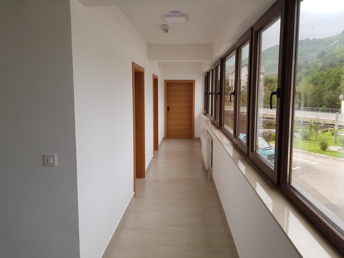 Hotel Novalic Кониц Экстерьер фото