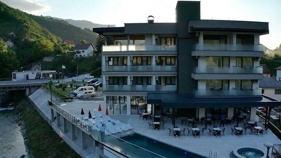 Hotel Novalic Кониц Экстерьер фото