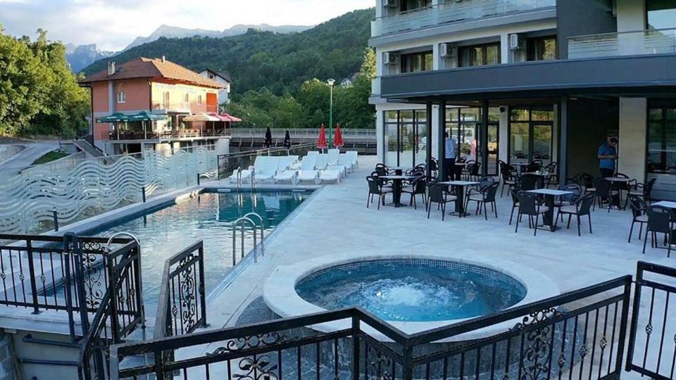 Hotel Novalic Кониц Экстерьер фото